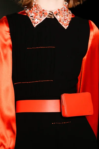Look 48